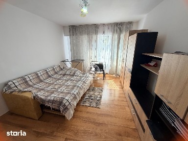 Apartament cu 3 camere decomandat Dacia, 2 bai, et 34.
