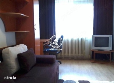 Garsoniera, in zona Podu Ros