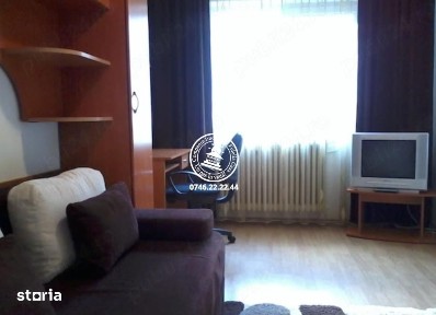 Garsoniera, in zona Podu Ros