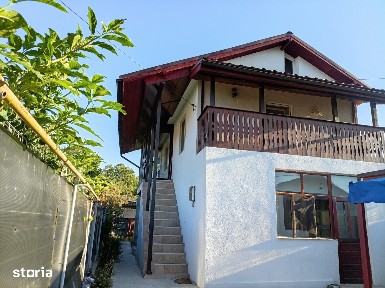Casa cu etaj si curte generoasă, Năvodari