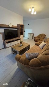 Inchiriez ap. 2 camere (loc parcare inclus)