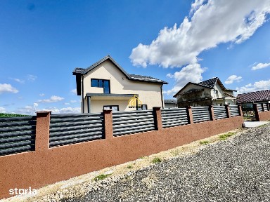 CASA DOMNESTI / 4 CAMERE/400MP TEREN