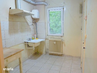 Apartament 3 camere zona ASTRA
