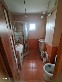 Vind 2camere decomandate in micro17
