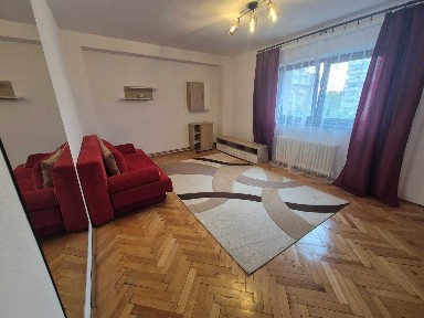 Închiriez apartament 2 camere în Mărăști