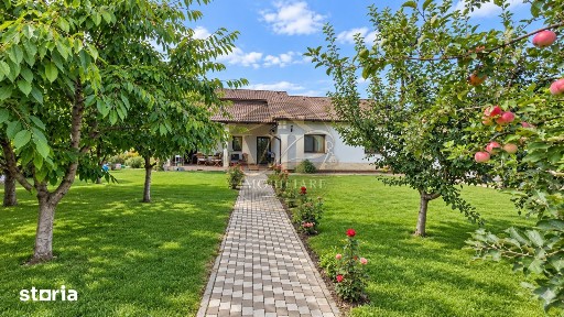 Casa individuala, cu 4 camere,750 mp teren,Dealul Furcilor