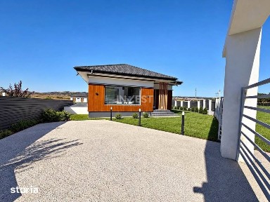CASA INDIVIDUALA, 4 CAMERE, 2 BAI SI POD, MALL MOLDOVA