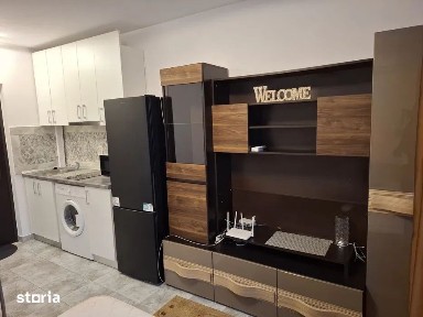 Garsoniera moderna, langa Jumbo - aproape de Podu Ros