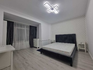 Particular inchiriez ap 2 cam Unirii, metrou, RENOVAT, loc de parcare!
