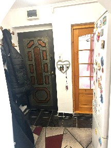 Apartament 3 camere 57mp zona sf Vineri 54.500eur neg
