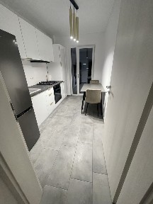 Inchiriez garsoniera ultra lux la 3 minute de metrou!