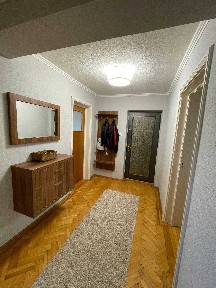 Inchiriez apartament cu 3 camere, direct proprietar, spatios, zona Luica