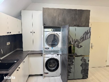 Apartament 3 camere de închiriat/ Centrul Istoric