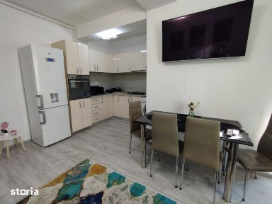 Mamaia nord-apartament 2 camere decomandat