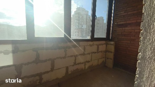 Apartament 4 camere, 2 bai si 2 balcoane in Deva, etaj 3- Zona Lido