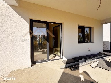 Casa moderna, semifinisata, cu 4,6 ari teren, in Sasar