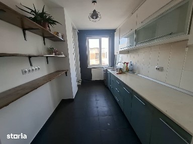 Bd. Republicii - ap. 3 camere, 2 bai, 2 balcoane, decomandat + garaj