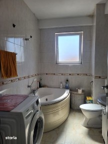 Vand apartament cu 2 camere