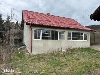 Casa de vanzare, 80 mp, teren 1.800 mp, zona Hasdate, Gherla