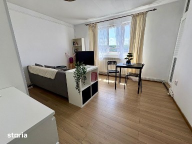 Apartament cu 2 camere | Decomandat | Balcon | Manastur | Mehedinti!