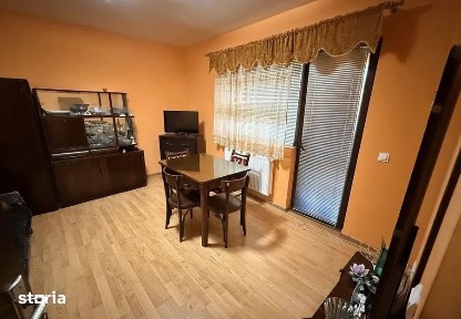 Apartament decomandat, etajul 1, garaj individual, strada Stejarului