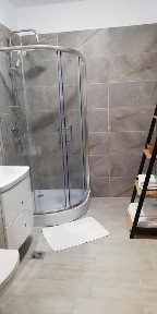 Vanzare/inchiriere apartament Alezzi