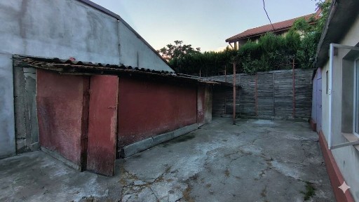 Casa de vanzare,cartier Berechet !