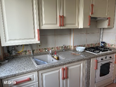 3 Camere,etaj 2 Centru