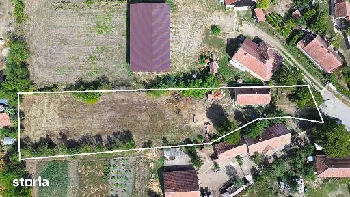 De vanzare Casa Batraneasca cu Teren 2232 MP /15KM>Fata de Satu Mare