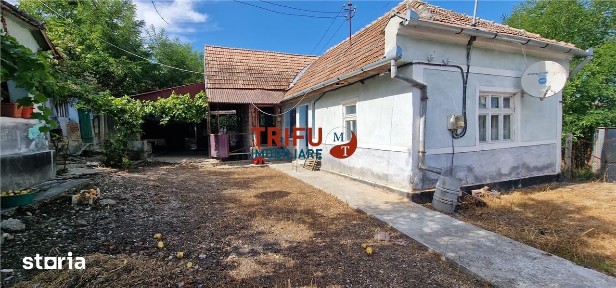 Casa individuală cu teren de 2.000 mp, Șilivaș - Hopârta