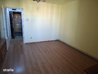 Garsonieră etaj 3 confort 1 - Tudor Vladimirescu- 31000 euro