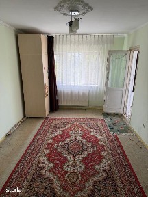 Apartament 2 camere decomandat, bld. Dorobantilor, etaj 3.