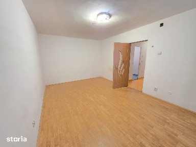 Chirie Apartament 2 Camere decomandat Centrul Civic Str.Toamnei Cec