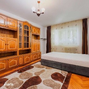 Persoana fizica inchiriez apartament 3camere decomandat Zorilor 600eur