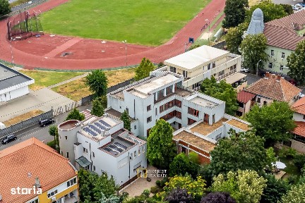 Proprietate Premium de Vanzare - Boul Roșu, 1.022 mp Utili, Arad