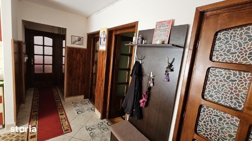 Apartament 3 camere, cart. Dambu Pietros