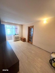 Apartament 3 camere Valea Rosie