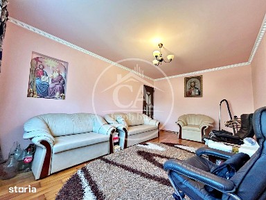 Apartament cu 3 camere de închiriat în zona Rogerius, Oradea