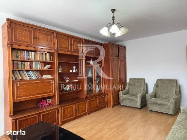 Apartament cu 3 camere | Decomandat | Parcare | Nufărul | Oradea
