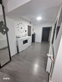 Apartament in centru et 2 renovat