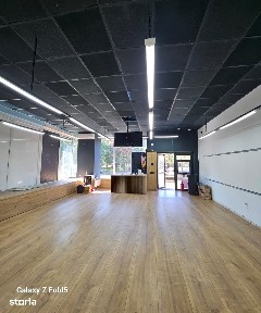 SPAȚIU COMERCIAL DE ÎNCHIRIAT COMERȚ • SERVICII • ALIMENTAȚIE PUBLICĂ