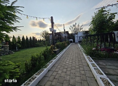 Corp duplex 4 camere Nicolina-Al.Strugurilor,403mp teren Cod:158876