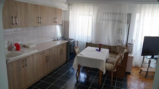 Inchiez apartament in portul turistic Mangalia!