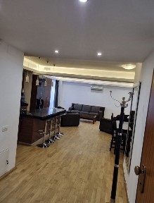 Apartament 3 camere de inchiriat -Polona