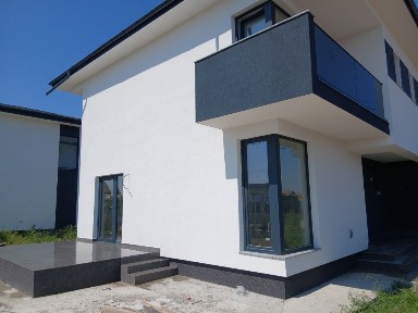 Casa noua, toate utilitatile, Platou Prundu-Targ