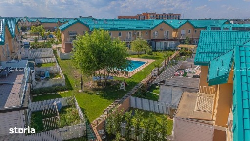 Locuință modernă mobilata cu terasă si curte proprii, acces la piscina