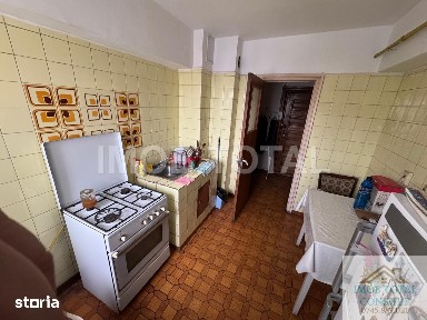 Central, Pitesti, Arges