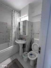 2 camere Catedrala