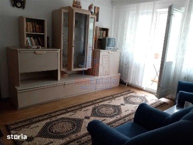 Apartament 3 camere la etajul 2 zona Pacurari