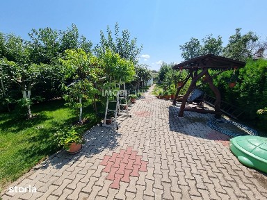Vila individuala premium, complet renovata|274 mp|715 mp teren| Cetate